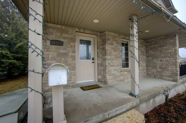 371 Main ST W, Minto, ON N0G 2P0