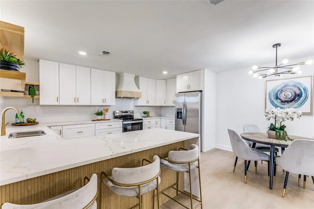 7609 Walnuthill Court, Watauga, TX 76148