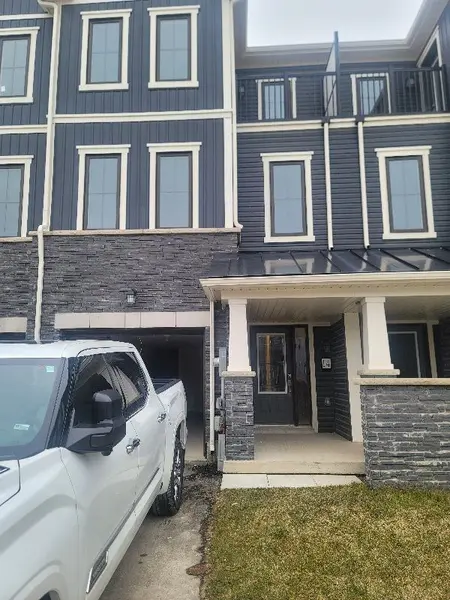 14 Baskett ST, Brantford, ON N3T 5L5