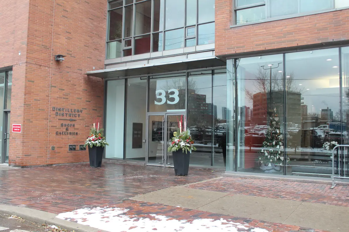 33 Mill ST #622, Toronto C08, ON M5A 3R3