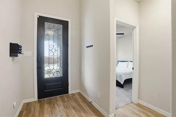 Fort Worth, TX 76131,10037 Lakemont Drive