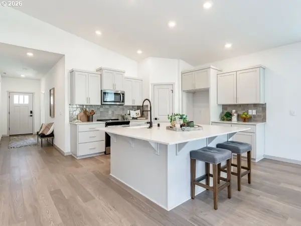 1127 W 15TH ST, La Center, WA 98629