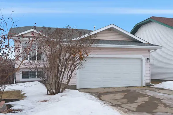 10 Briarwood CRES,  Blackfalds,  AB T0M 0J0