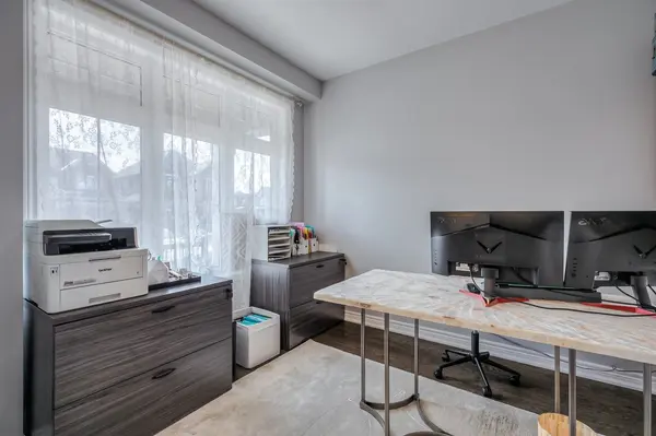 1036 Cole ST, Innisfil, ON L9S 0J9