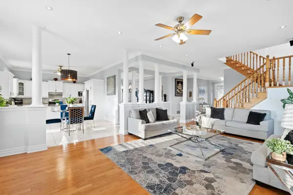 5 Farina DR, Brampton, ON L6P 0E3