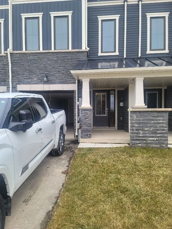 14 Baskett ST, Brantford, ON N3T 5L5