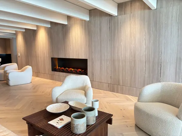 195 Commerce ST #2915, Vaughan, ON L4K 0P9