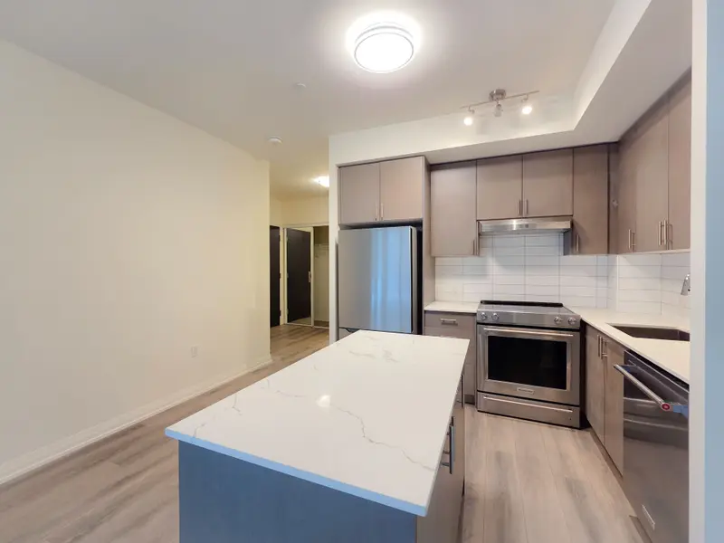 9000 Jane ST #618, Vaughan, ON L4K 0M6