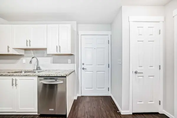 755 Copperpond BLVD SE #3108, Calgary, AB T2Z 4R2