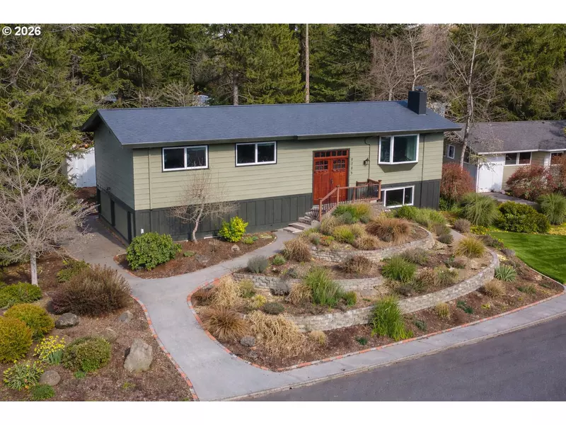 8385 SW BROOKRIDGE ST, Portland, OR 97225