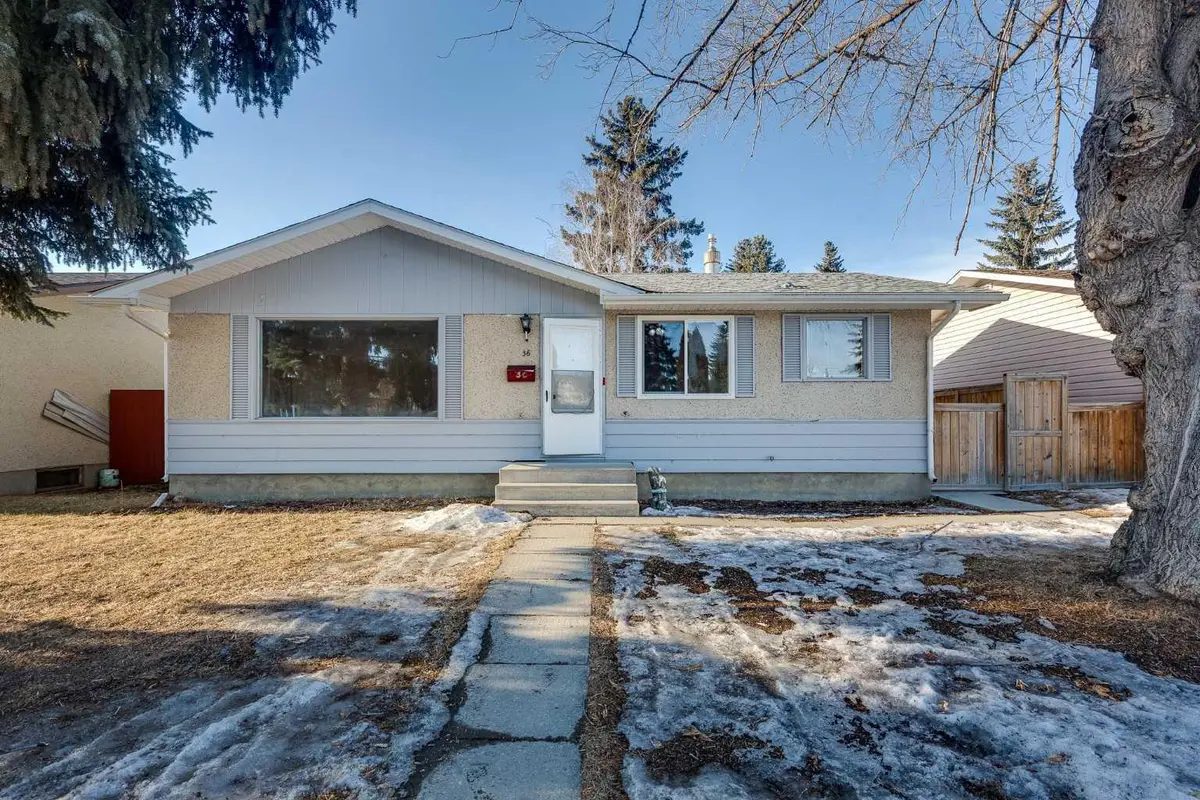 36 Fern RD, Red Deer, AB T4N 4Z4