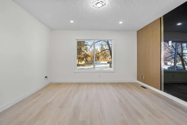 4720 Fordham CRES SE, Calgary, AB T2A 2A6