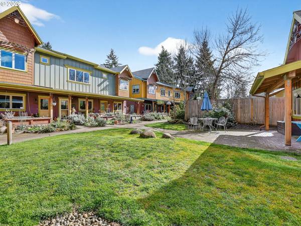 5870 NE MASON ST #9, Portland, OR 97218