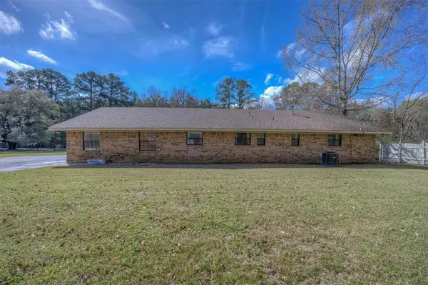 816 Bogan Lane, Coushatta, LA 71019