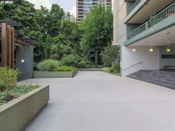 Portland, OR 97201,111 SW HARRISON ST #17B