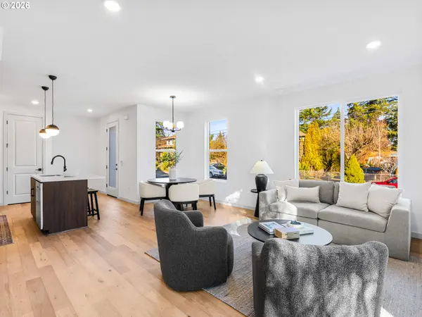 7468 SE Tolman ST, Portland, OR 97206