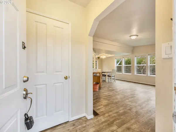 411 Kimberly CT, Cannon Beach, OR 97110