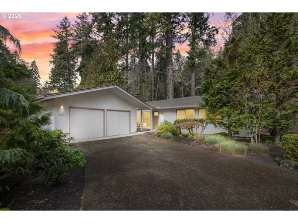 Lake Oswego, OR 97034,1053 NORTHSHORE PL