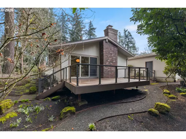 Lake Oswego, OR 97034,1053 NORTHSHORE PL