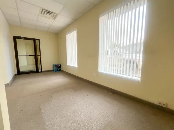 110-112 Third ST W, Cochrane, ON P0L 1C0