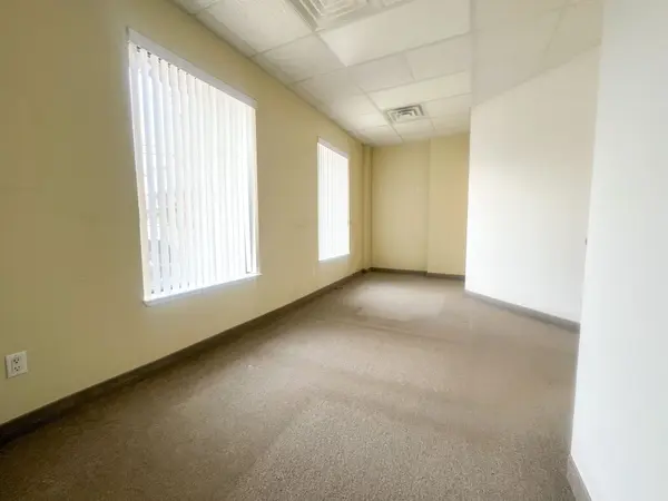 110-112 Third ST W, Cochrane, ON P0L 1C0