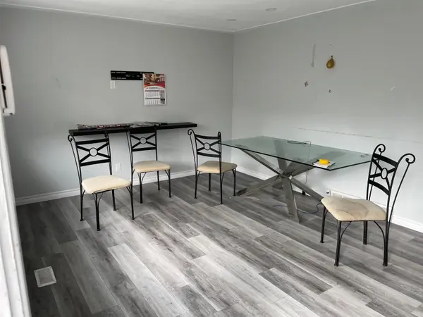 136 Appel ST #Upper, London East, ON N5Y 1R4