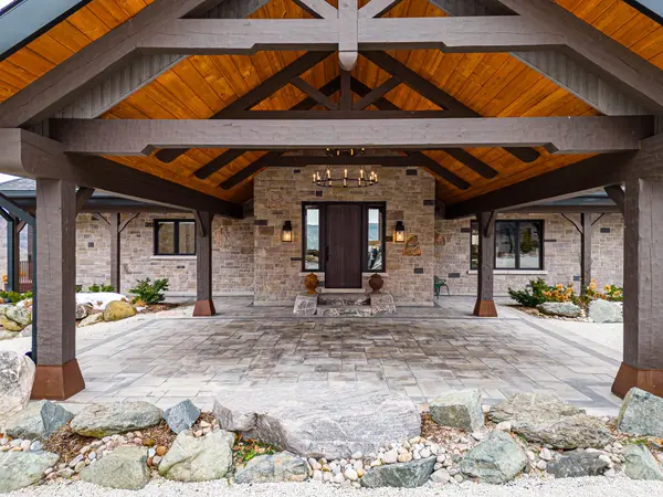 195718 Grey 7 RD, Grey Highlands, ON N0C 1G0