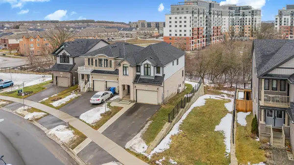 39 Everton DR, Guelph, ON N1E 0R9