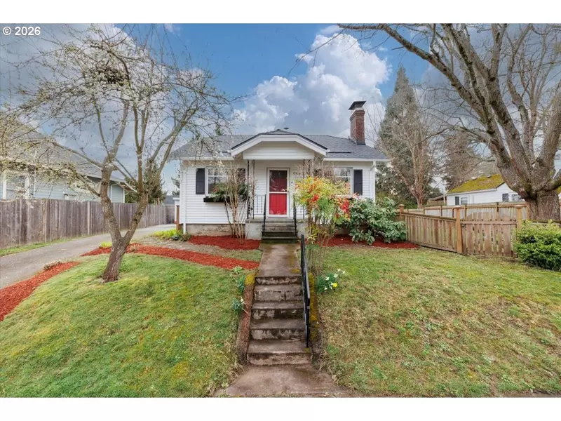 9324 N BURR AVE, Portland, OR 97203