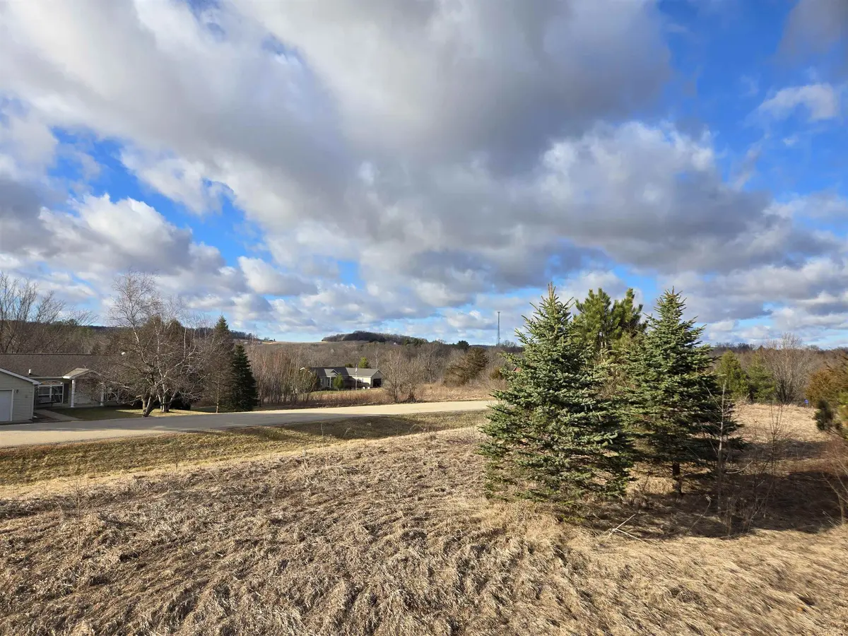 12A68 Washington Drive, Apple River, IL 61001