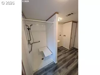 Cottage Grove, OR 97424,77940 HIGHWAY 99 #19