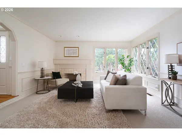 4077 BUCK BRUSH LN, Lake Oswego, OR 97035