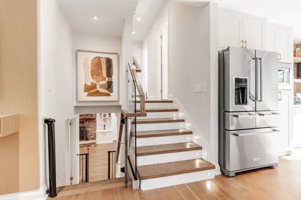 14639 Leslie ST, Aurora, ON L4G 7C6