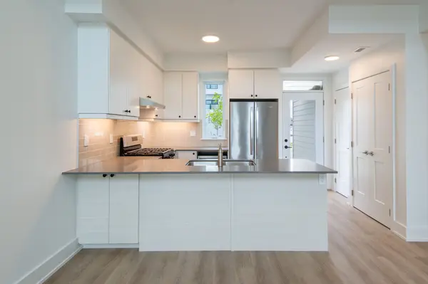 19 West ST N #7, Kawartha Lakes, ON K0M 1N0