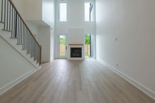 19 West ST N #7, Kawartha Lakes, ON K0M 1N0