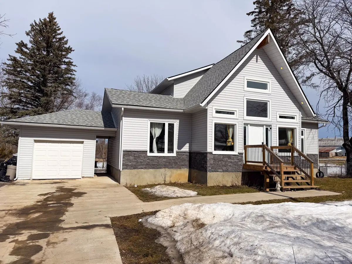 168 Main ST, Leeds And The Thousand Islands, ON K0H 2N0