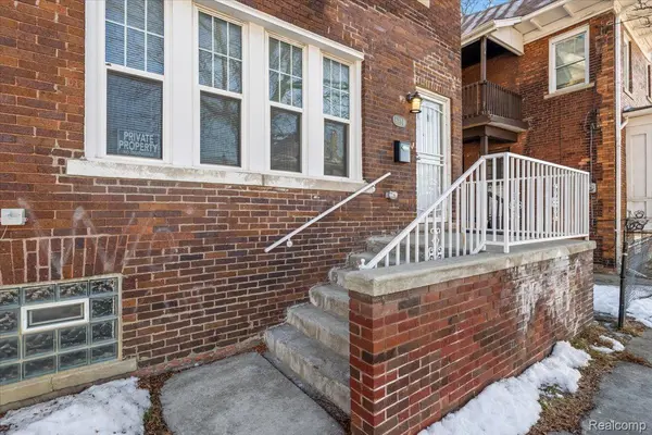 8214 Brush ST, Detroit, MI 48202