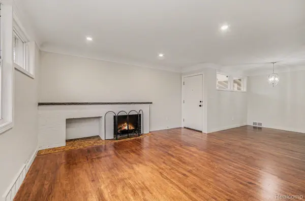 28930 Garfield ST, Roseville, MI 48066