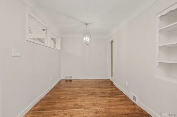 28930 Garfield ST, Roseville, MI 48066