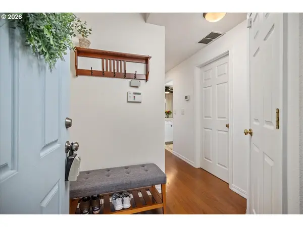 15988 SW ROTH DR, Beaverton, OR 97078