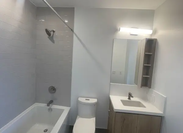 319 Jarvis ST #1011, Toronto C08, ON M5B 0C8