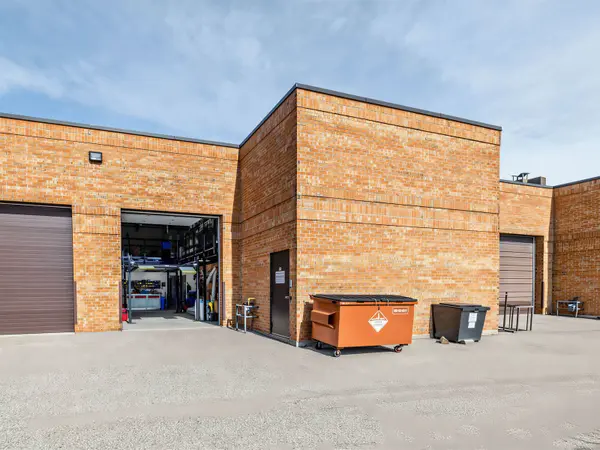 71 Marycroft AVE #23, Vaughan, ON L4L 5Y6