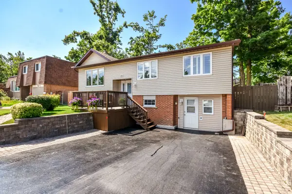 80 Cundles RD E, Barrie, ON L4M 2Z7