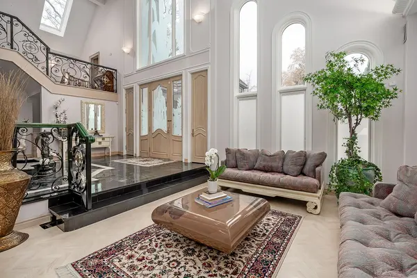 3206 Shoreline DR, Oakville, ON L6L 5X4