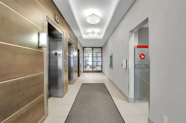 88 Richmond RD #413, Westboro - Hampton Park, ON K1Z 0B1