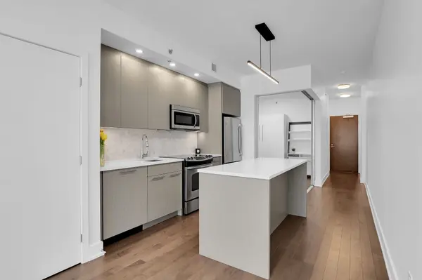 88 Richmond RD #413, Westboro - Hampton Park, ON K1Z 0B1