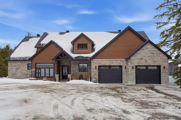 573 Bay RD, Alfred And Plantagenet, ON K0B 1A0