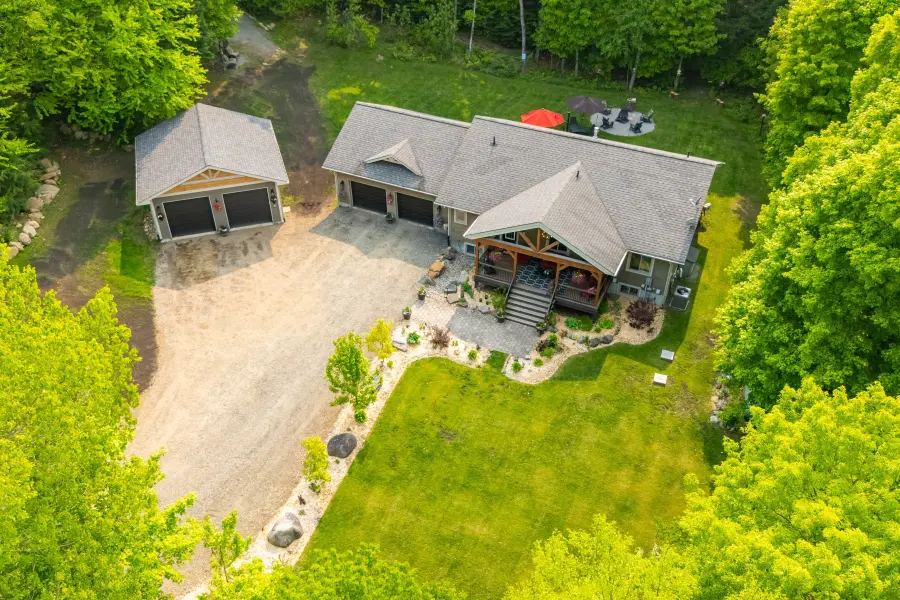 12028 Highway 118 HWY, Dysart Et Al, ON K0M 1S0