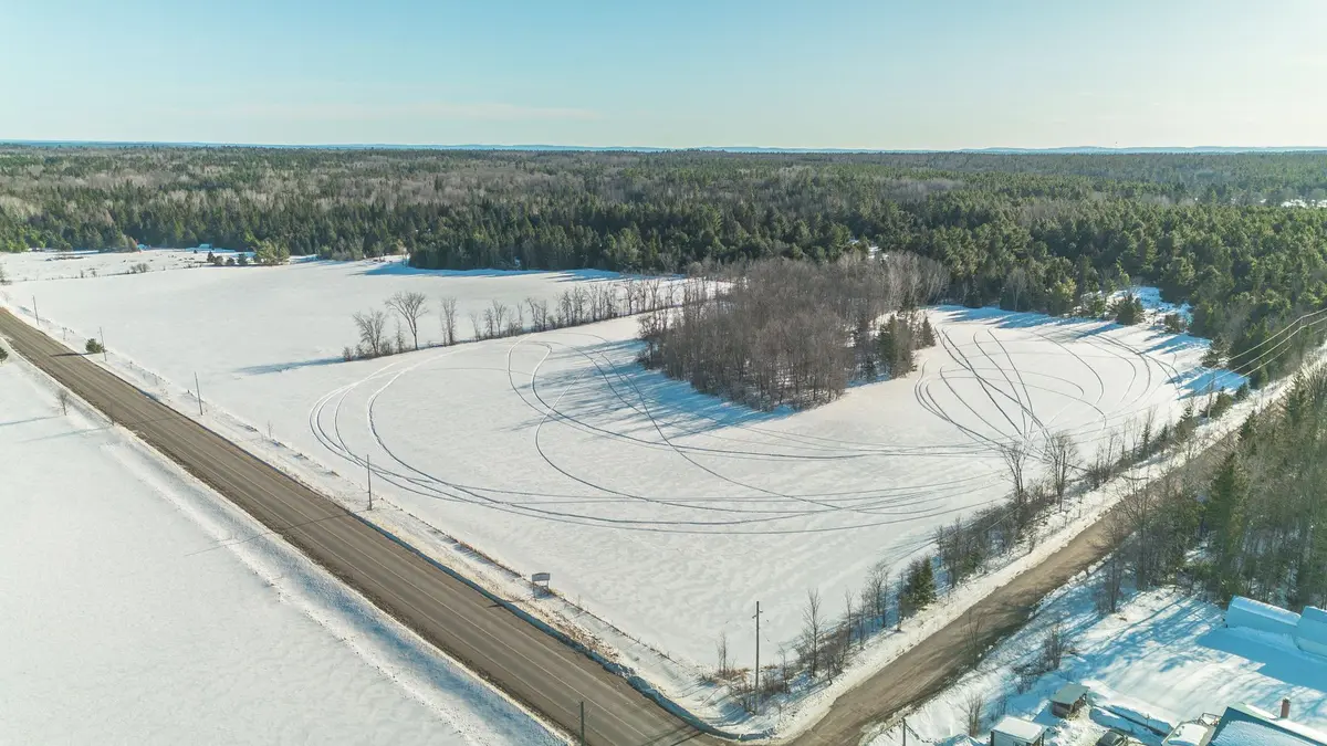 1671 Micksburg RD, Admaston/bromley, ON K0J 1K0