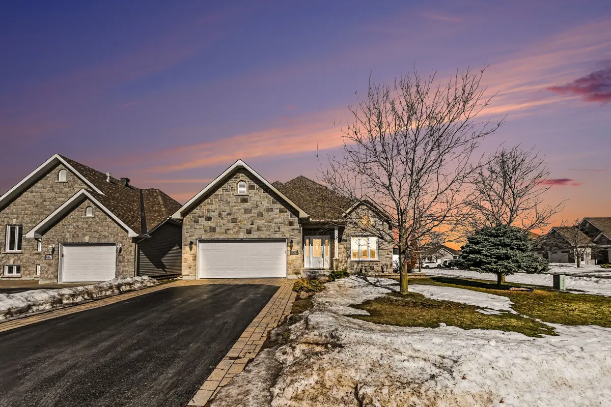 669 Des Epinettes PL, Casselman, ON K0A 1M0
